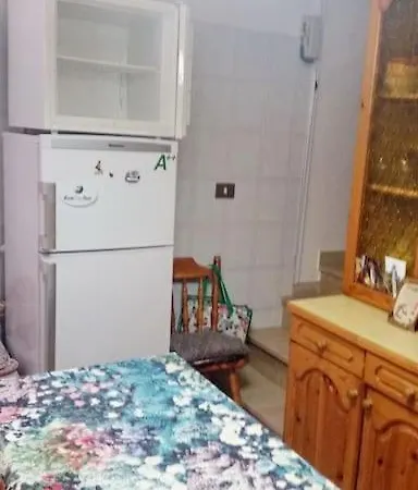 Casa In Antico Borgo Medievale A Ri, Via Giacomo Leopardi, 15 *